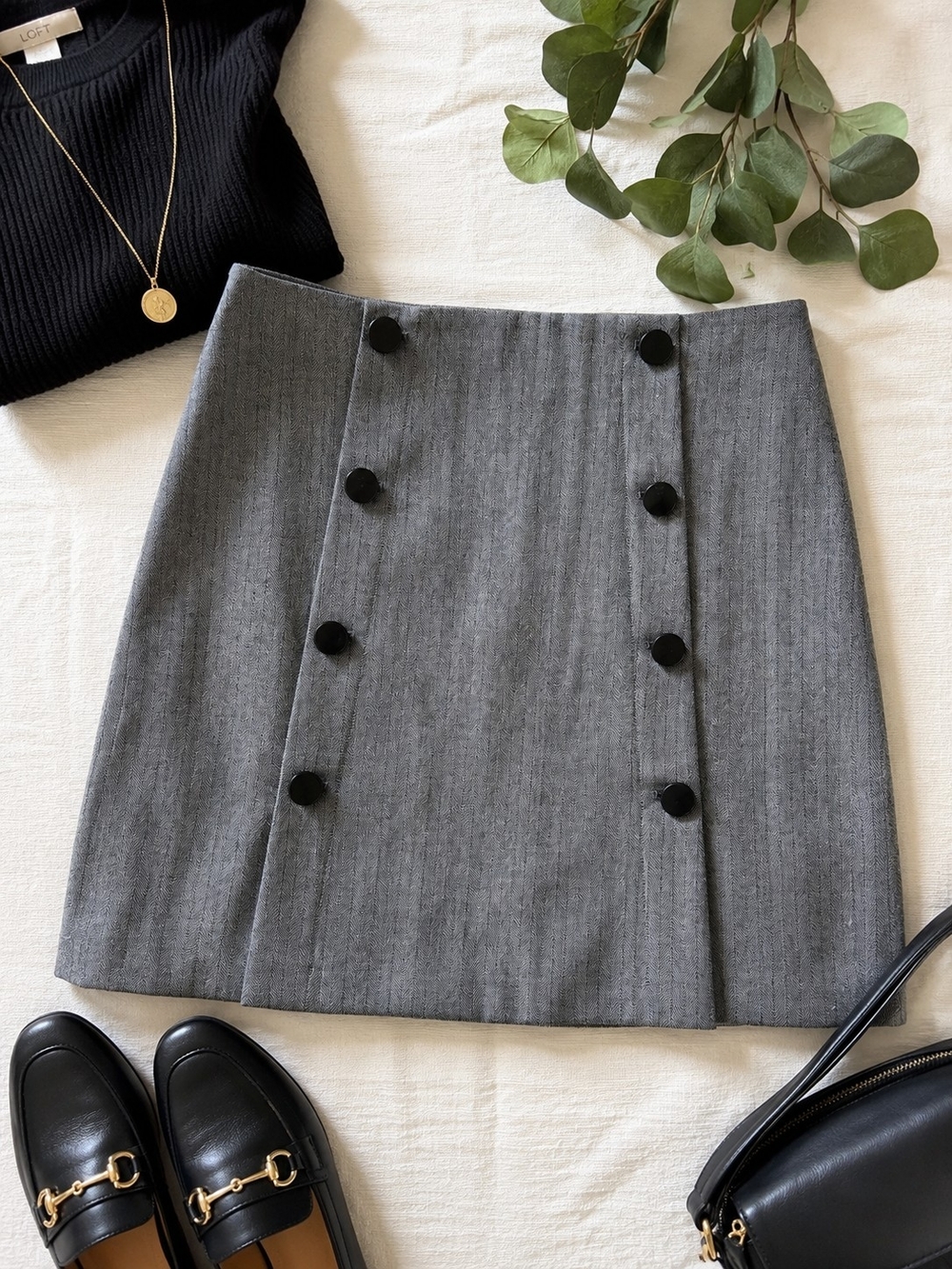 LOFT Outlet Gray Herringbone Double Breasted Mini Skirt Size 6